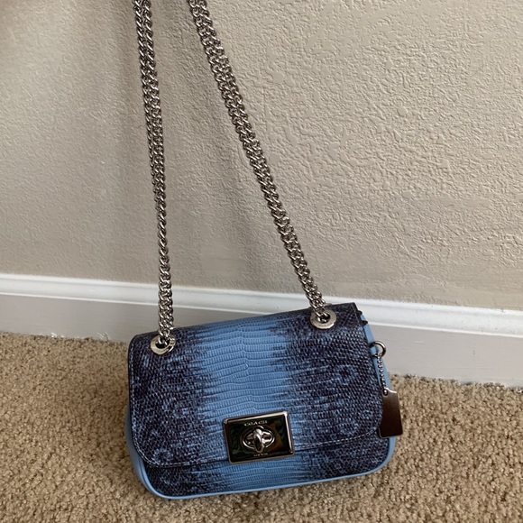Coach cassidy chain crossbody - Picture 3 of 11